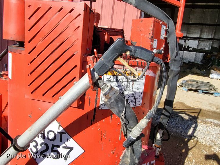 image for item DO3425 2008 Crafco Super Shot SS125  melter applicator