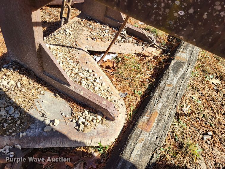 image for item DO3513 (2) crane attachments