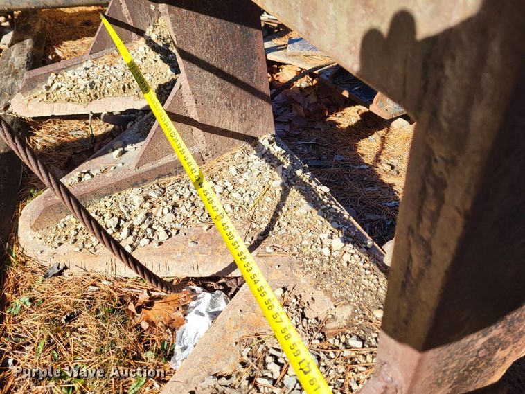 image for item DO3513 (2) crane attachments