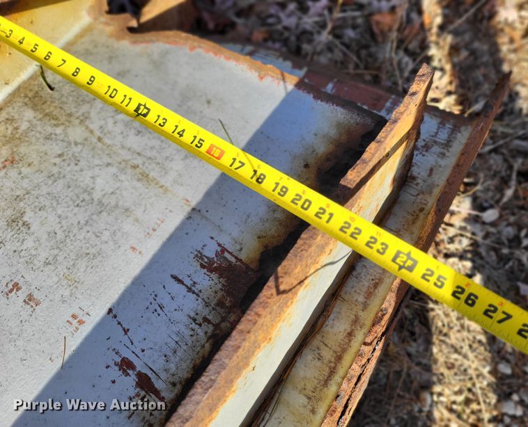 image for item DO3516 (3) I-beams