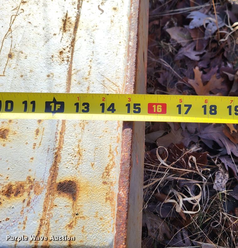 image for item DO3516 (3) I-beams