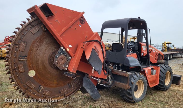 image for item DO3519 2006 Ditch Witch RT115  rock saw