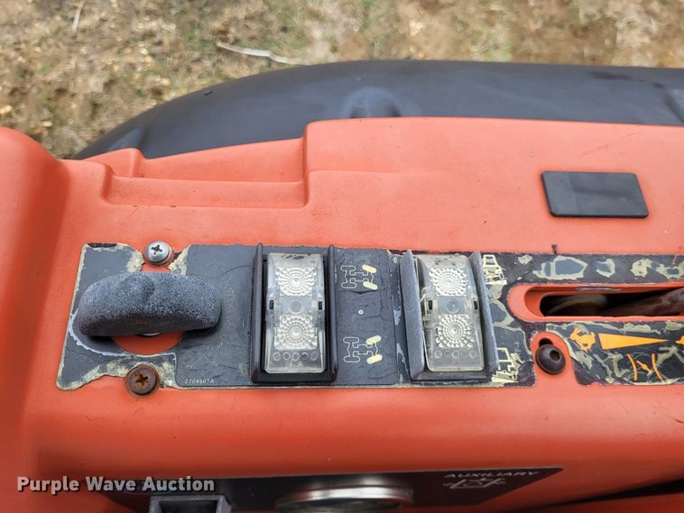 image for item DO3519 2006 Ditch Witch RT115  rock saw