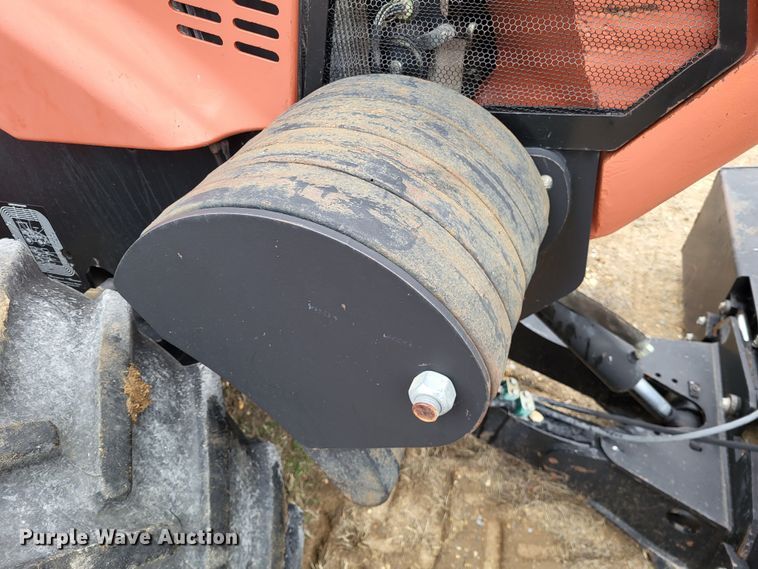 image for item DO3519 2006 Ditch Witch RT115  rock saw