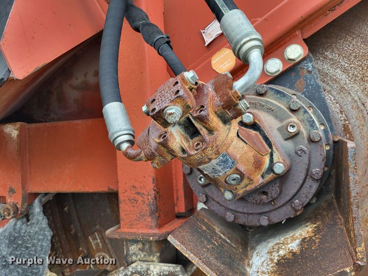 image for item DO3519 2006 Ditch Witch RT115  rock saw