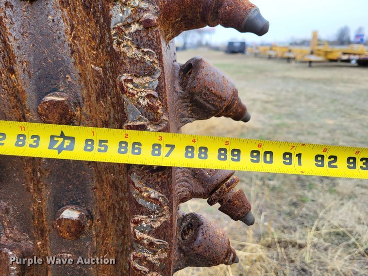 image for item DO3519 2006 Ditch Witch RT115  rock saw