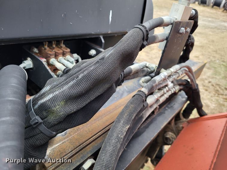 image for item DO3519 2006 Ditch Witch RT115  rock saw