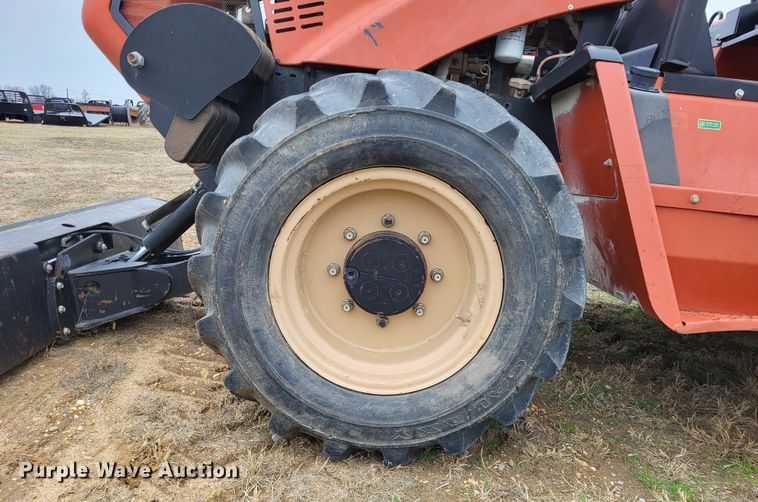 image for item DO3519 2006 Ditch Witch RT115  rock saw