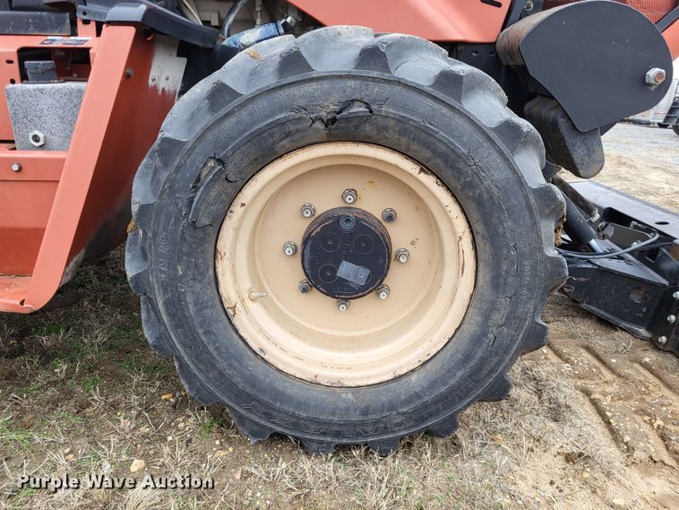 image for item DO3519 2006 Ditch Witch RT115  rock saw