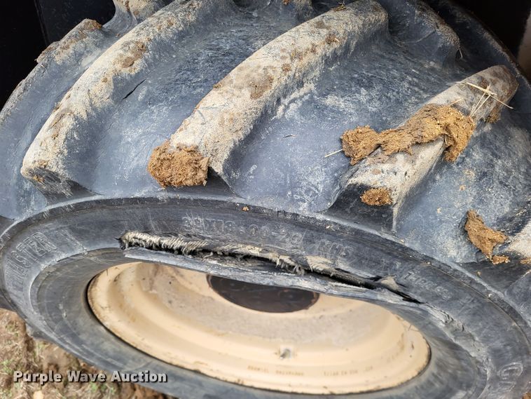 image for item DO3519 2006 Ditch Witch RT115  rock saw