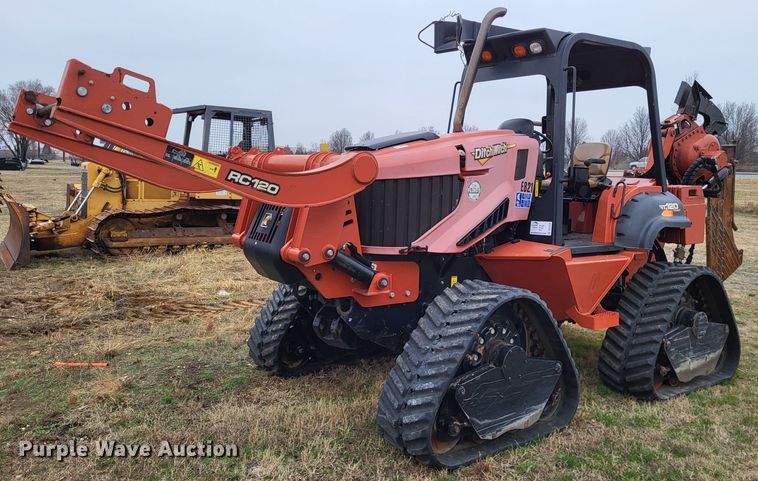 image for item DO3520 2015 Ditch Witch RT120 Quad  vibratory cable plow