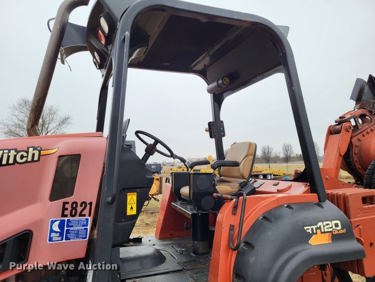 image for item DO3520 2015 Ditch Witch RT120 Quad  vibratory cable plow