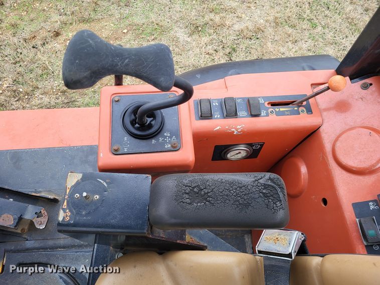 image for item DO3520 2015 Ditch Witch RT120 Quad  vibratory cable plow