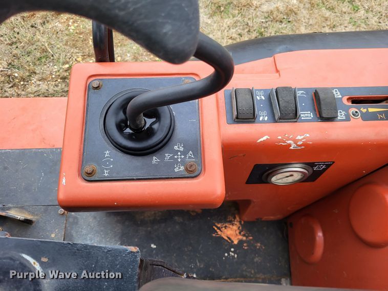 image for item DO3520 2015 Ditch Witch RT120 Quad  vibratory cable plow