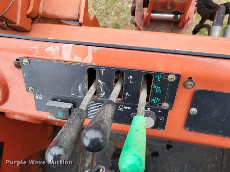 image for item DO3520 2015 Ditch Witch RT120 Quad  vibratory cable plow