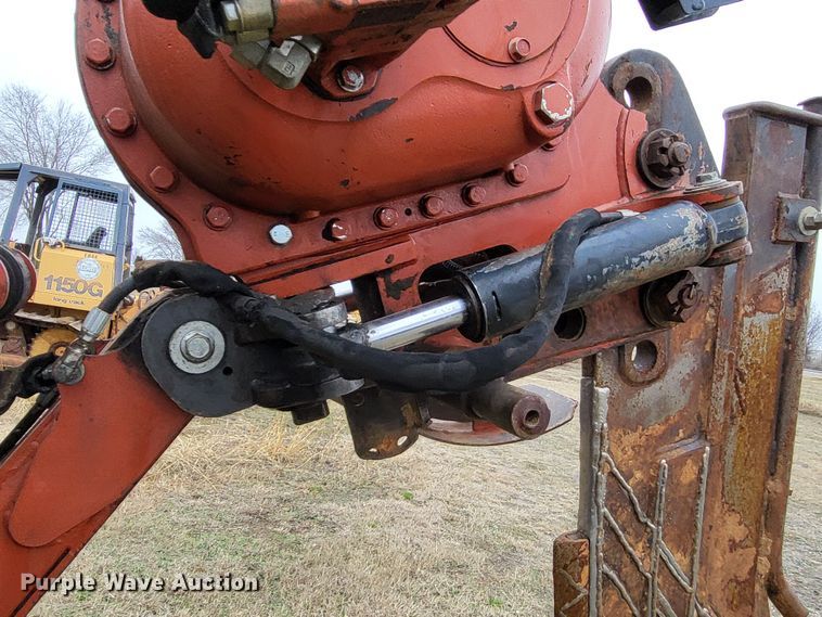 image for item DO3520 2015 Ditch Witch RT120 Quad  vibratory cable plow