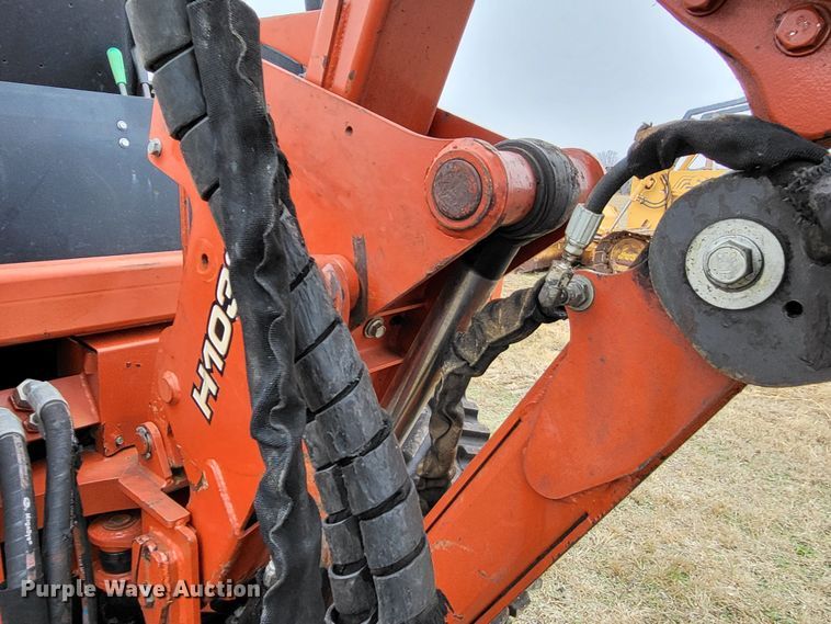 image for item DO3520 2015 Ditch Witch RT120 Quad  vibratory cable plow