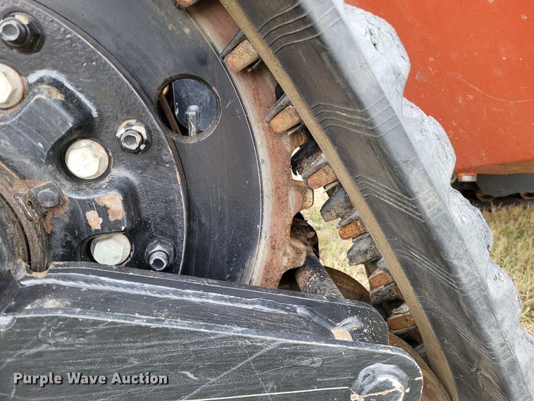 image for item DO3520 2015 Ditch Witch RT120 Quad  vibratory cable plow