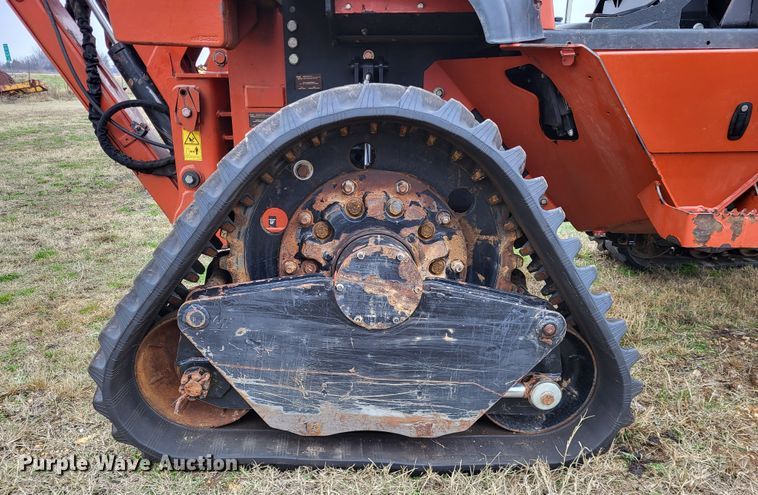 image for item DO3520 2015 Ditch Witch RT120 Quad  vibratory cable plow