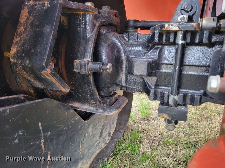 image for item DO3520 2015 Ditch Witch RT120 Quad  vibratory cable plow