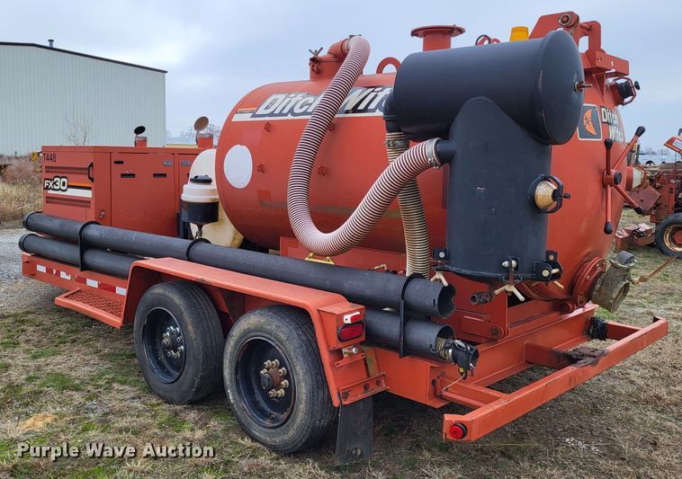 image for item DO3523 2011 Ditch Witch FX30  vacuum excavator