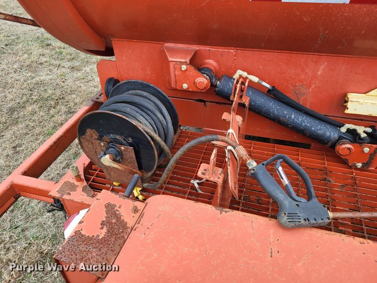 image for item DO3523 2011 Ditch Witch FX30  vacuum excavator