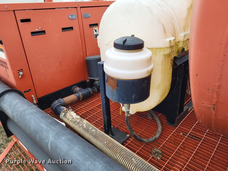 image for item DO3523 2011 Ditch Witch FX30  vacuum excavator