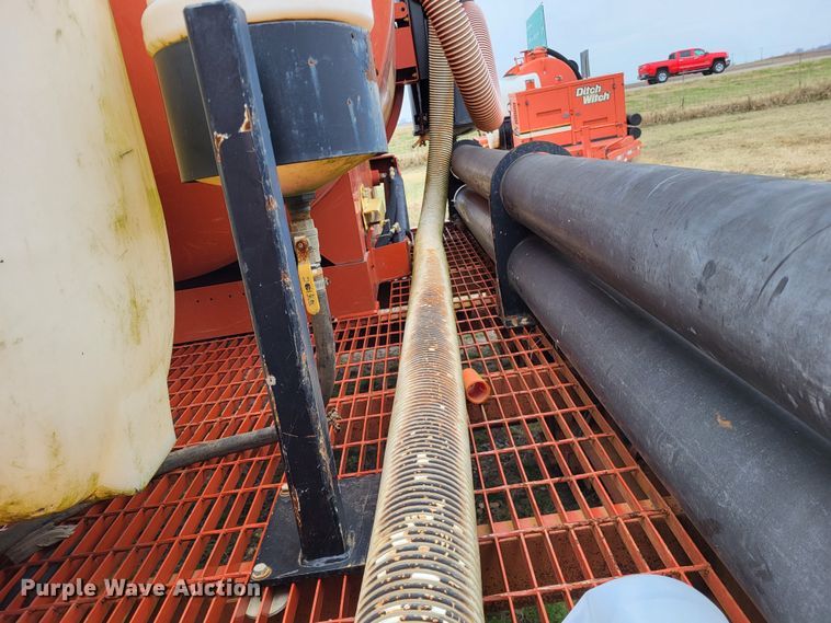 image for item DO3523 2011 Ditch Witch FX30  vacuum excavator