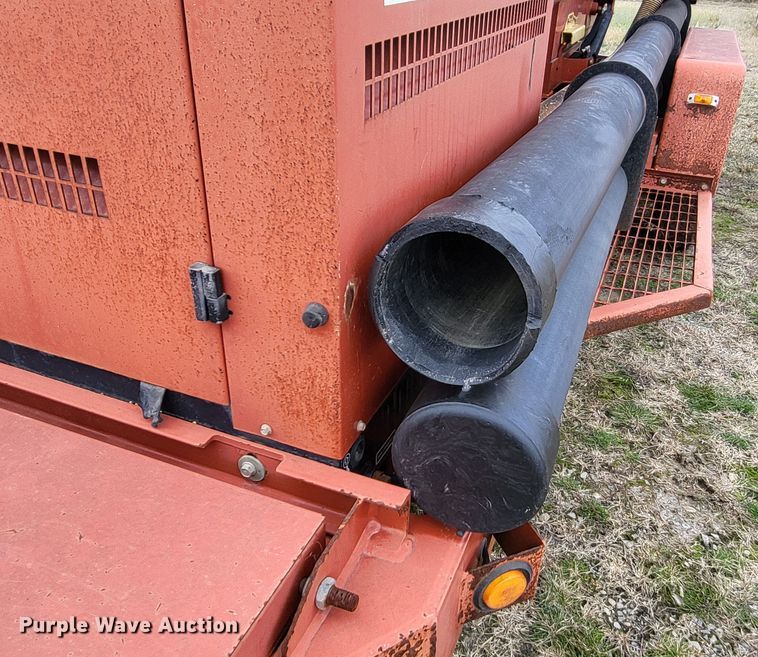 image for item DO3523 2011 Ditch Witch FX30  vacuum excavator