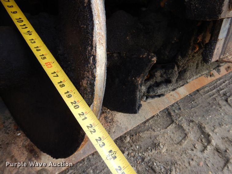 image for item DQ1875 Carlson WP-800  windrow elevator