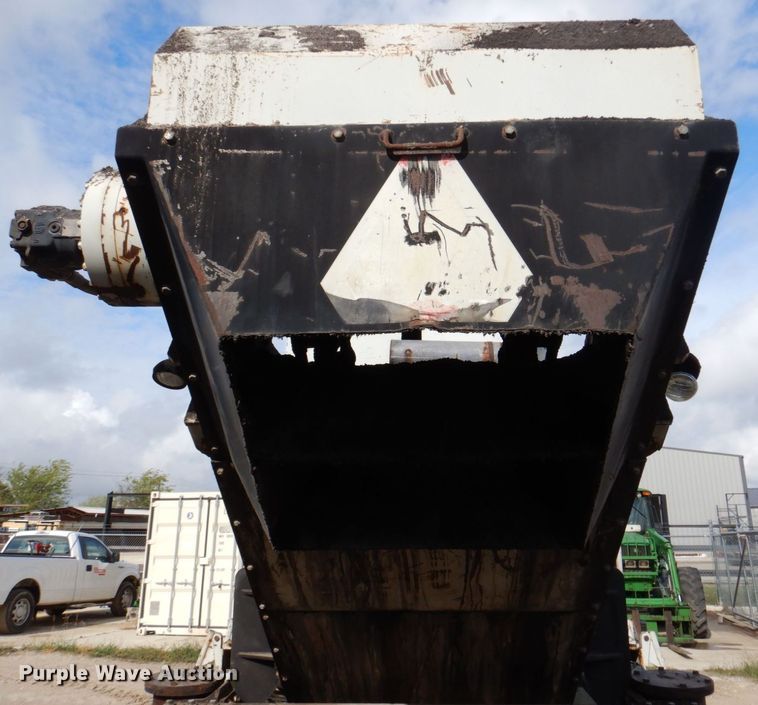 image for item DQ1875 Carlson WP-800  windrow elevator