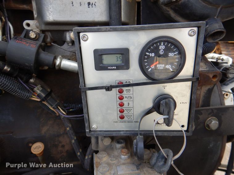 image for item DQ1875 Carlson WP-800  windrow elevator