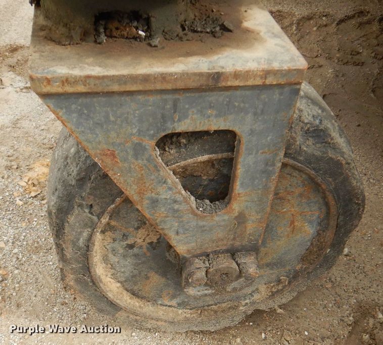 image for item DQ1875 Carlson WP-800  windrow elevator