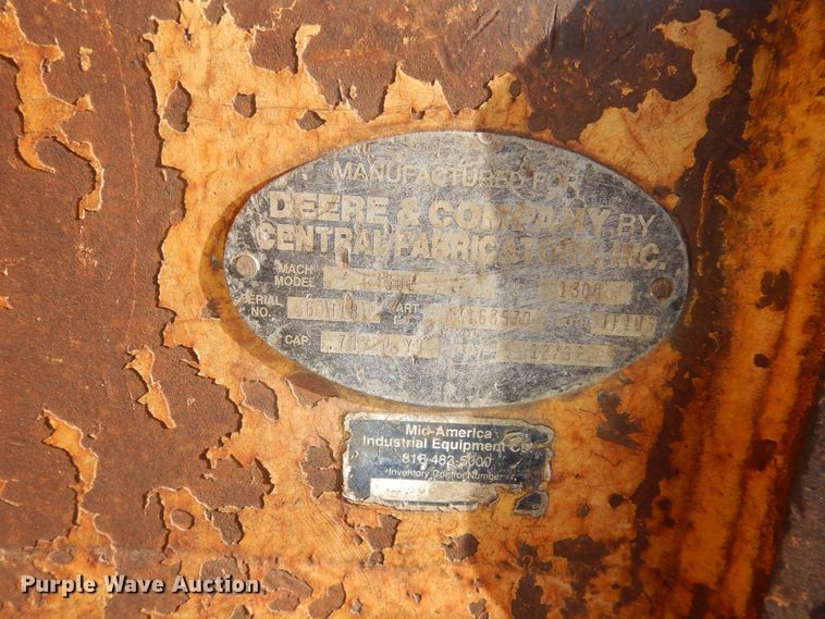 image for item DR8064 1997 John Deere 120  excavator