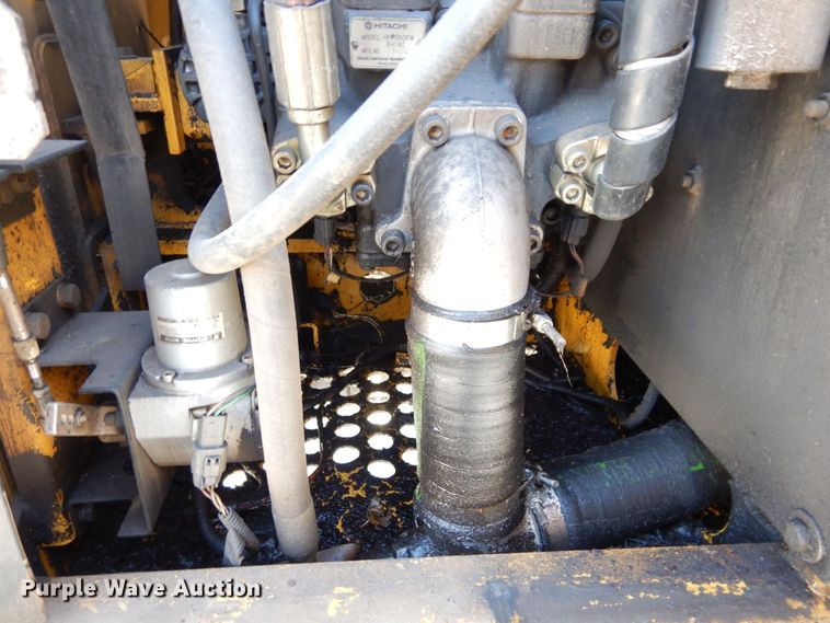 image for item DR8064 1997 John Deere 120  excavator