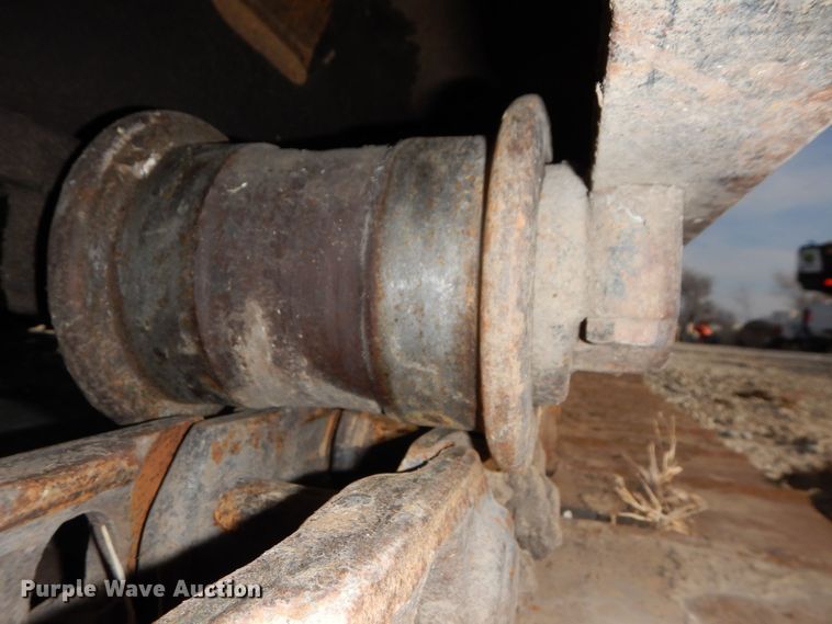 image for item DR8064 1997 John Deere 120  excavator