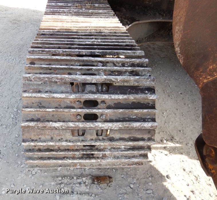 image for item DR8064 1997 John Deere 120  excavator