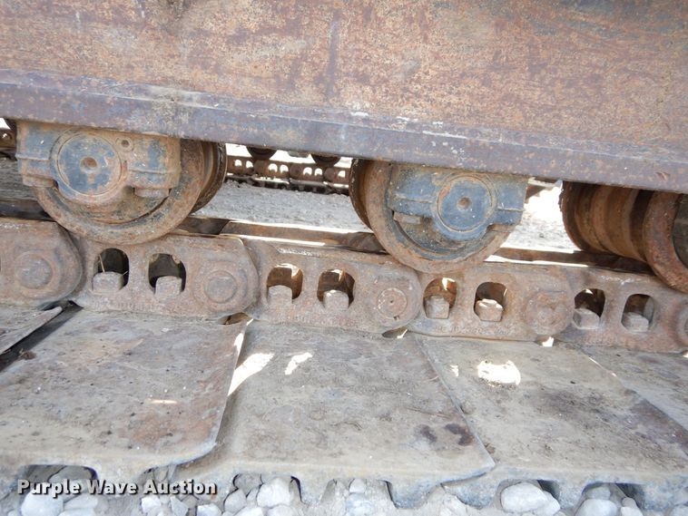 image for item DR8064 1997 John Deere 120  excavator