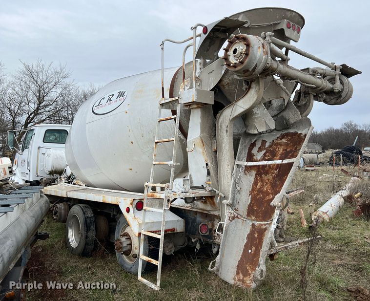 image for item ID9344 2000 Sterling L9500  ready mix truck