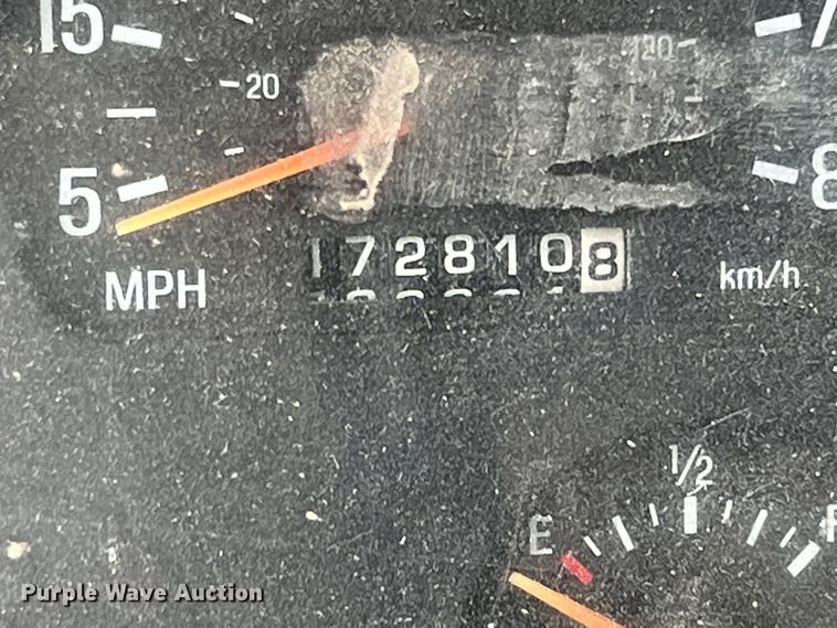 image for item ID9344 2000 Sterling L9500  ready mix truck