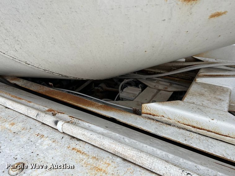 image for item ID9344 2000 Sterling L9500  ready mix truck