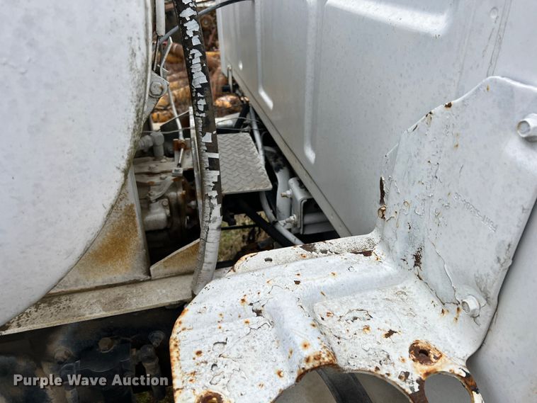 image for item ID9344 2000 Sterling L9500  ready mix truck