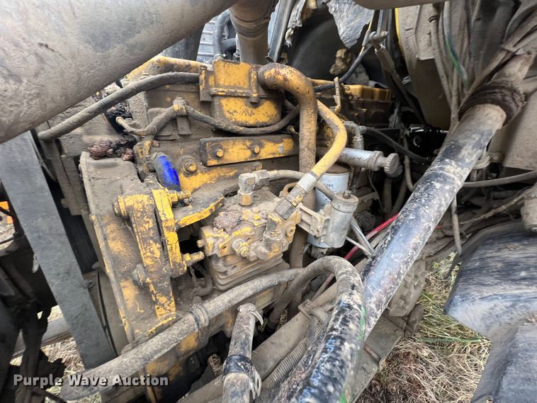 image for item ID9344 2000 Sterling L9500  ready mix truck