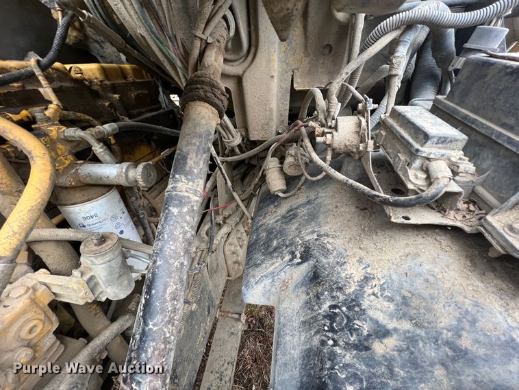 image for item ID9344 2000 Sterling L9500  ready mix truck