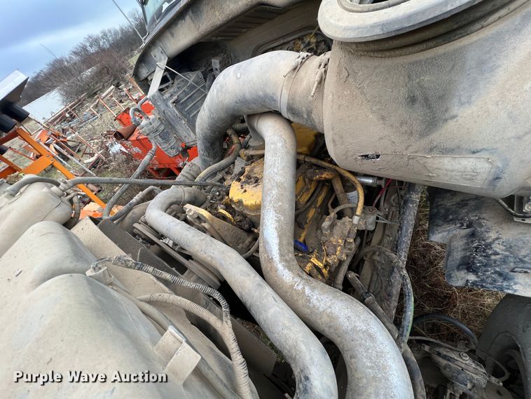 image for item ID9344 2000 Sterling L9500  ready mix truck