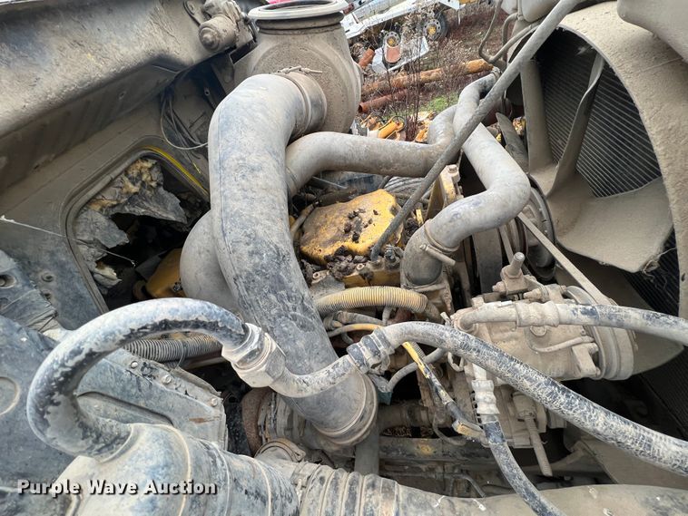 image for item ID9344 2000 Sterling L9500  ready mix truck