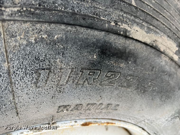 image for item ID9344 2000 Sterling L9500  ready mix truck