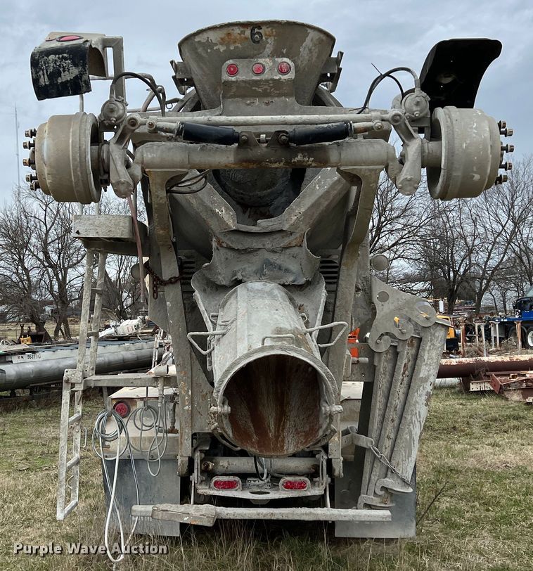 image for item ID9345 2000 Sterling L9500  ready mix truck