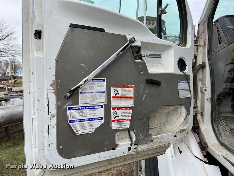 image for item ID9345 2000 Sterling L9500  ready mix truck