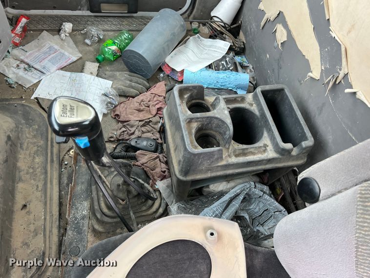 image for item ID9345 2000 Sterling L9500  ready mix truck